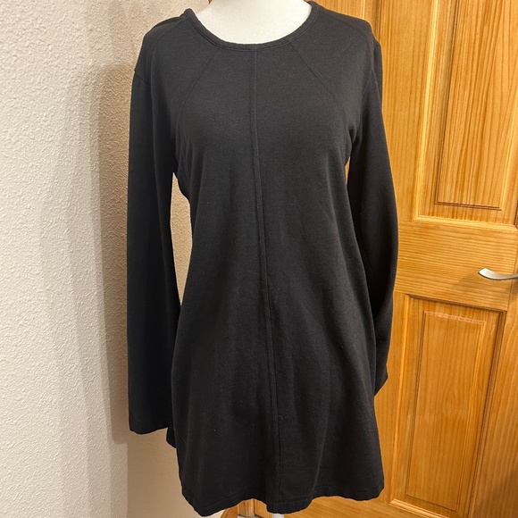 Bundle of 2 Fit and Flare Fleece Long Sleeve Tunics -Cozy! - Picture 2 of 10